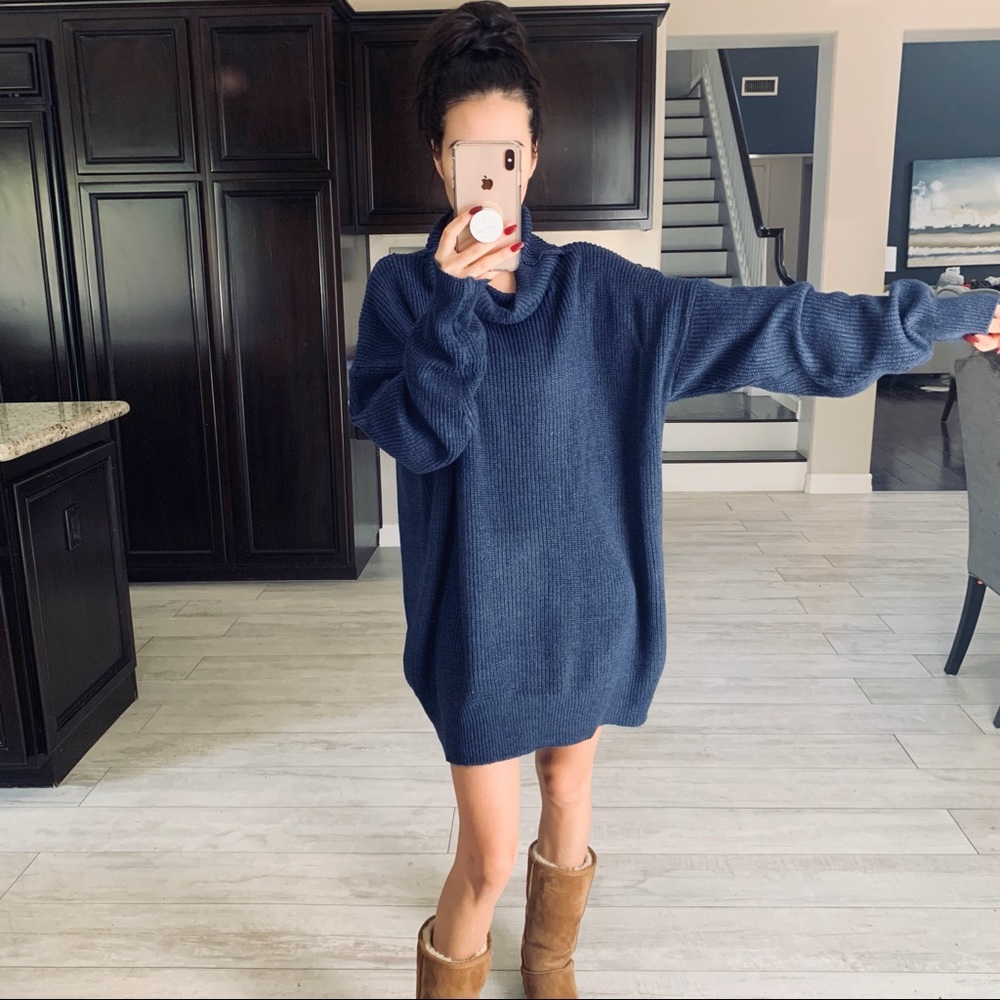 SOLD OUT - Picture 2 of 4